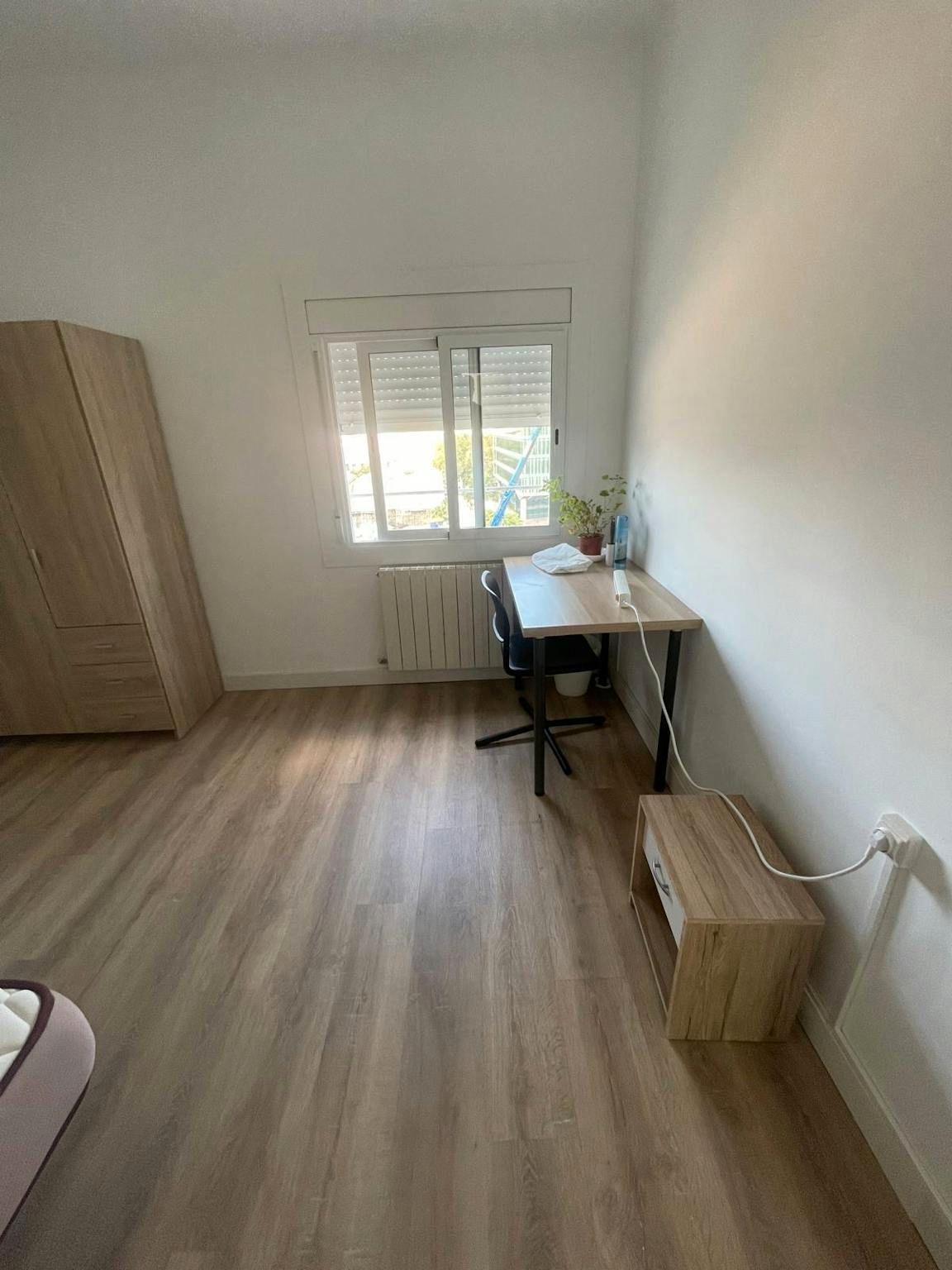 Dormitori de Pis per a compartir en  Barcelona Capital amb Aire condicionat, Calefacció i Rentadora