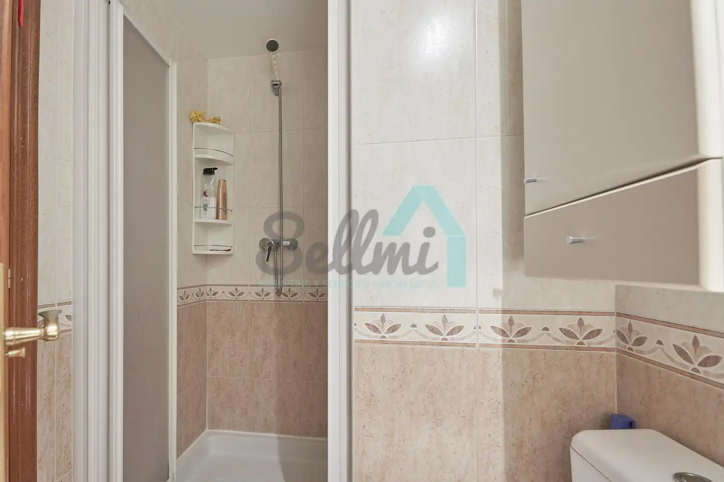 Flat for rent in Corín Tellado, Viesques