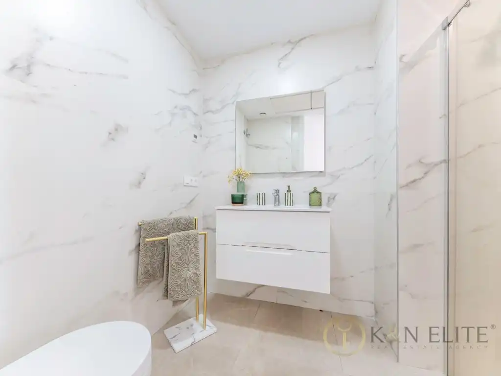 Badezimmer von Maisonette zum Verkauf in Benidorm mit Klimaanlage und Terrasse