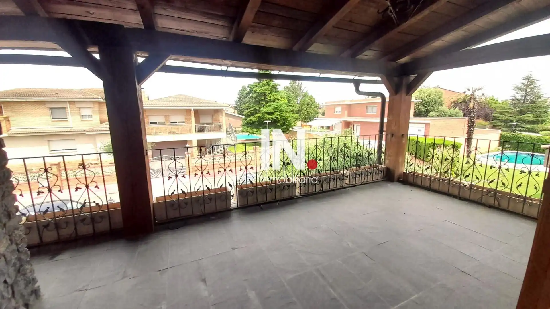 Terrassa de Casa o xalet en venda en Alpicat amb Calefacció i Jardí privat