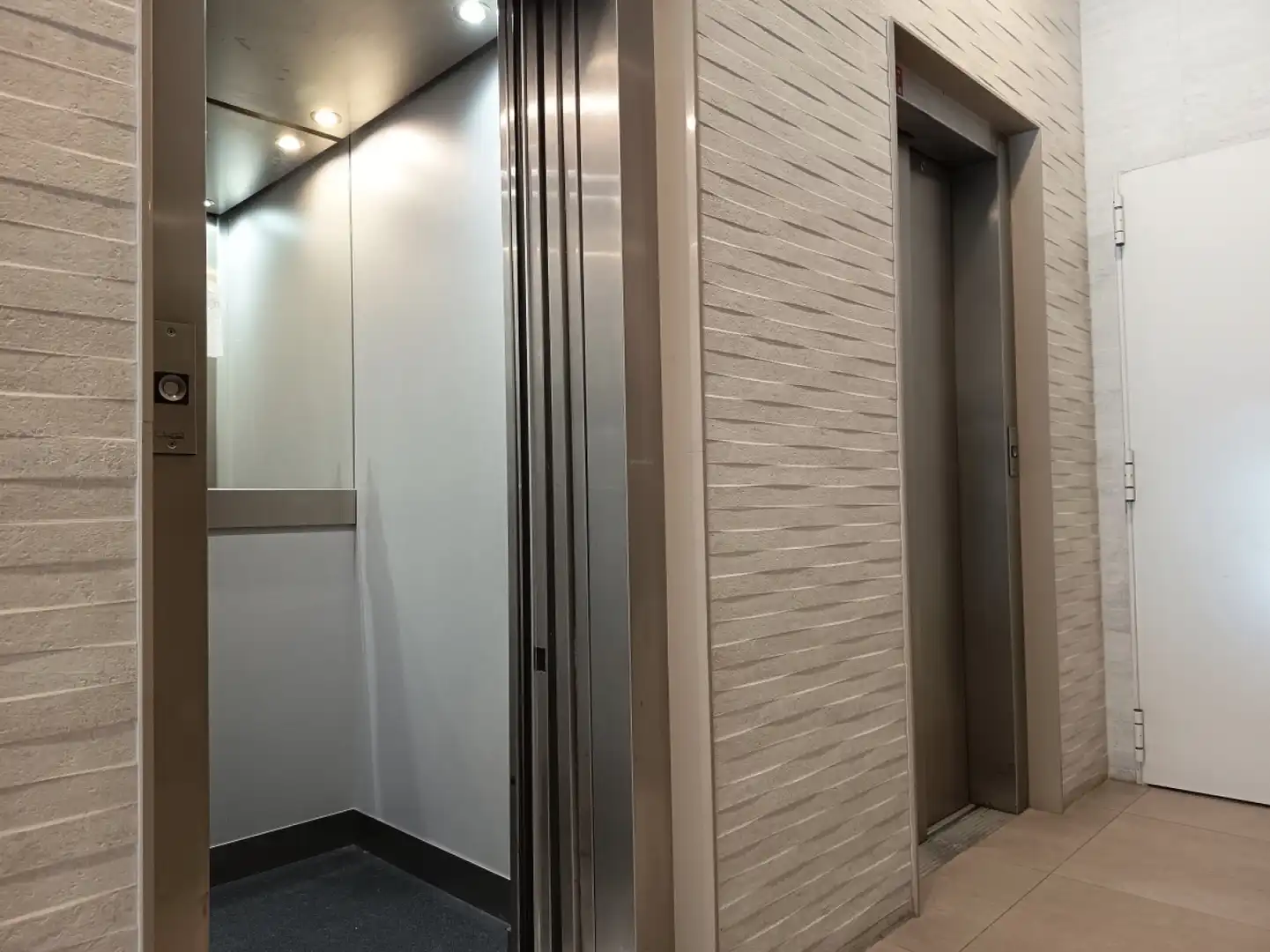 Wohnung zur Miete in Gijón  mit Heizung, Abstellraum und Möbliert