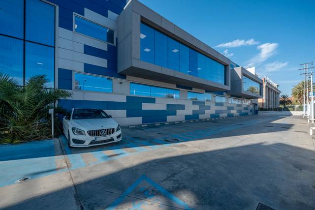 Nave industrial en Alquiler en Calle de Ramón y Cajal en Las Dehesillas - Vereda de los Estudiantes