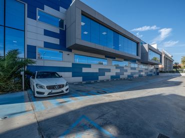 Industrial building to rent in Calle de Ramón y Cajal