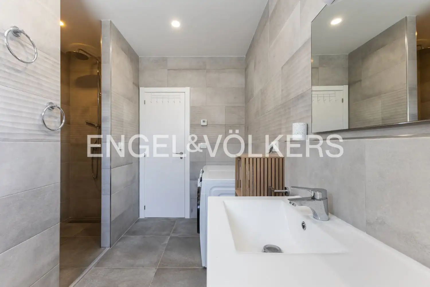 Bathroom of Houses for sale in Dénia  with Air Conditioner, Heating and Private garden