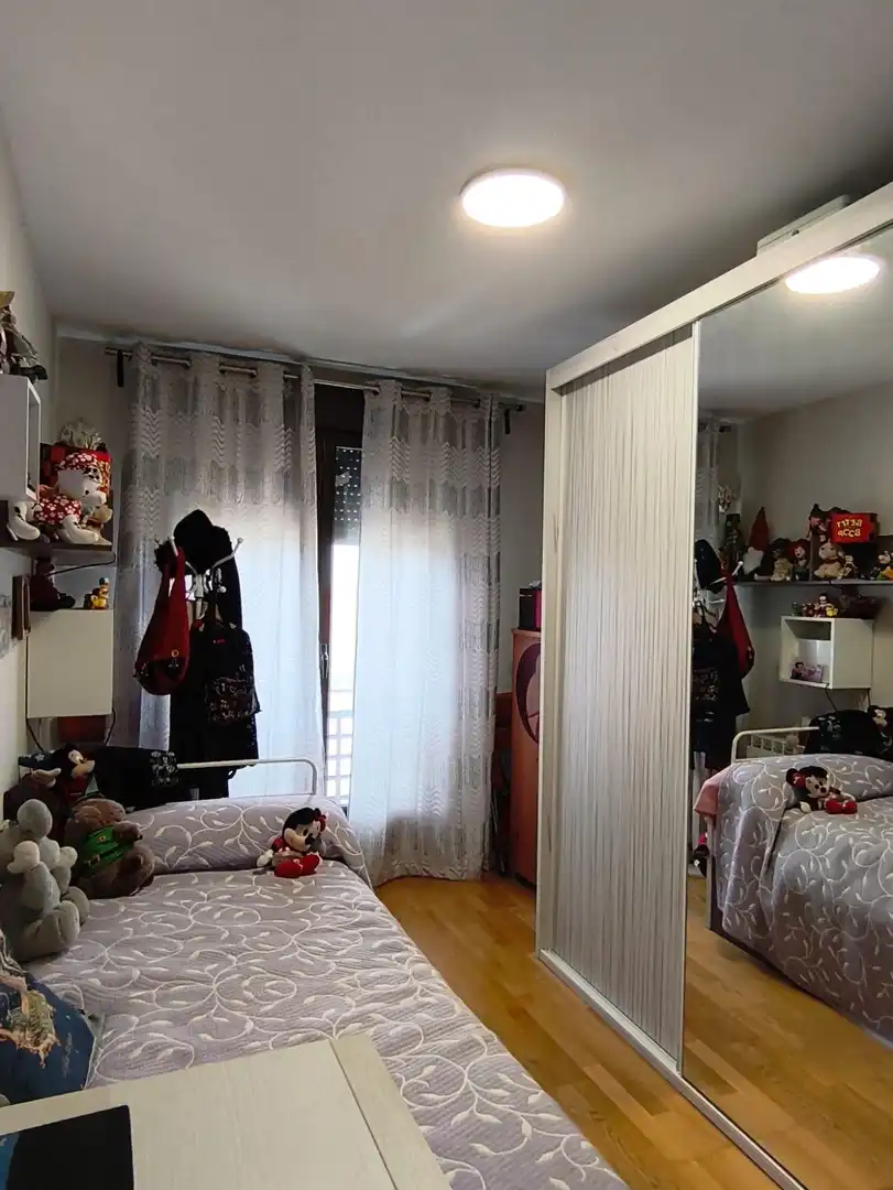 Schlafzimmer von Wohnung zum Verkauf in Ocaña mit Klimaanlage, Heizung und Abstellraum