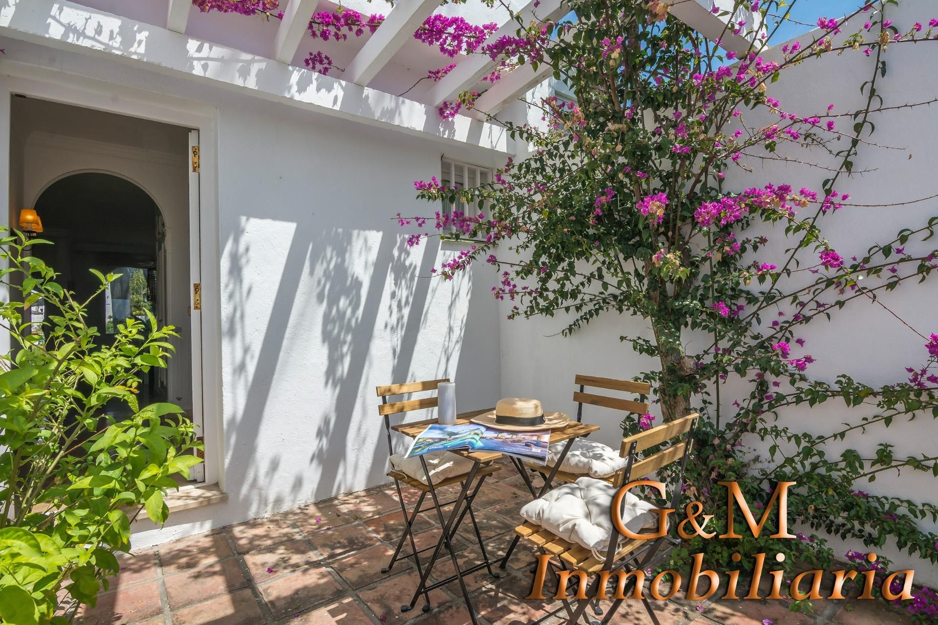 Jardí de Casa adosada en venda en Estepona