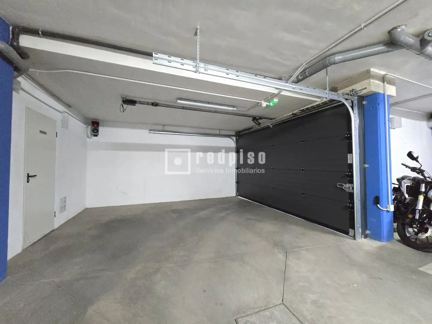 Parkplatz von Wohnung zum Verkauf in Collado Villalba mit Klimaanlage, Heizung und Schwimmbad