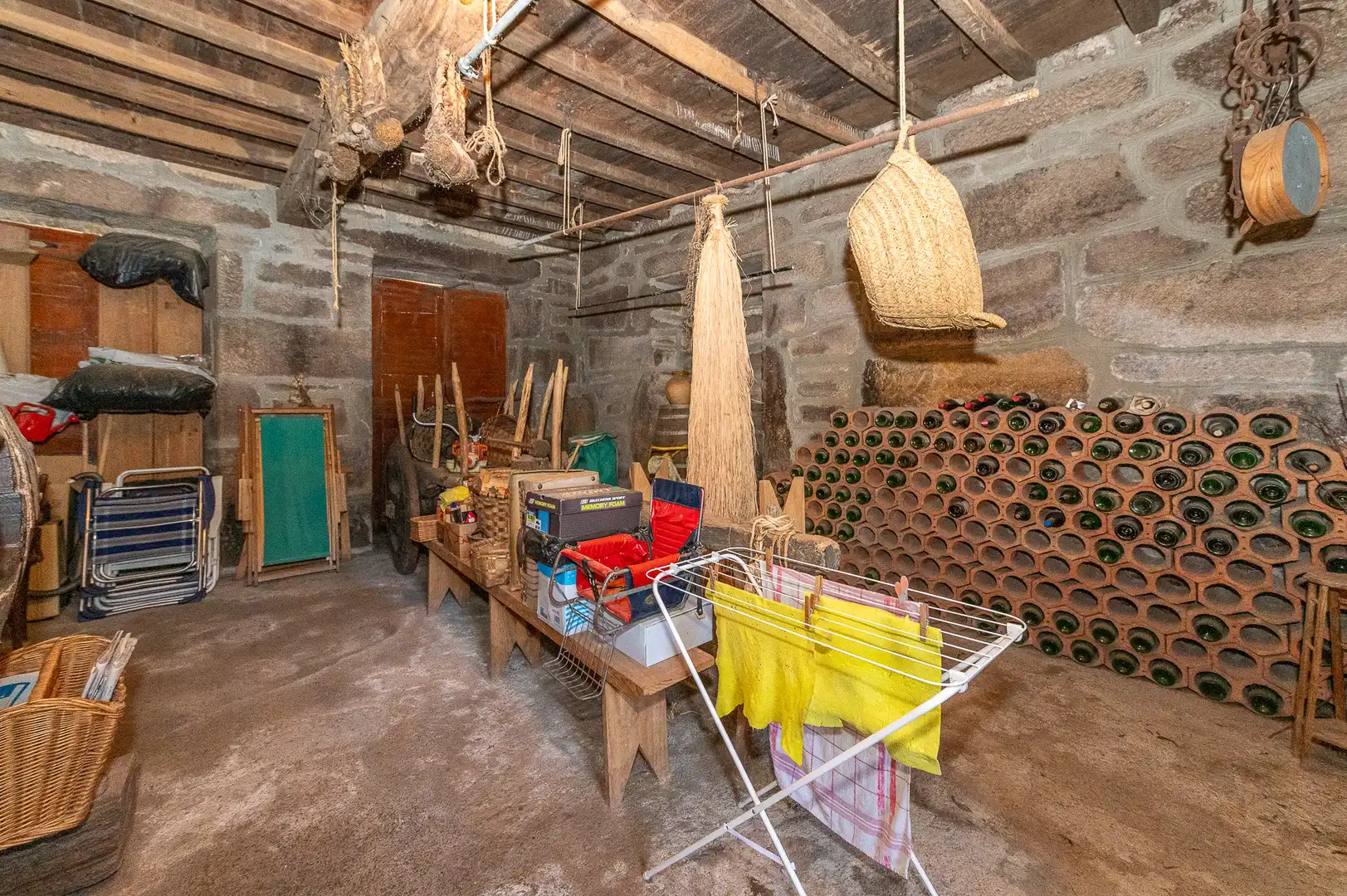Country homes for sale in Maside  with Furnished