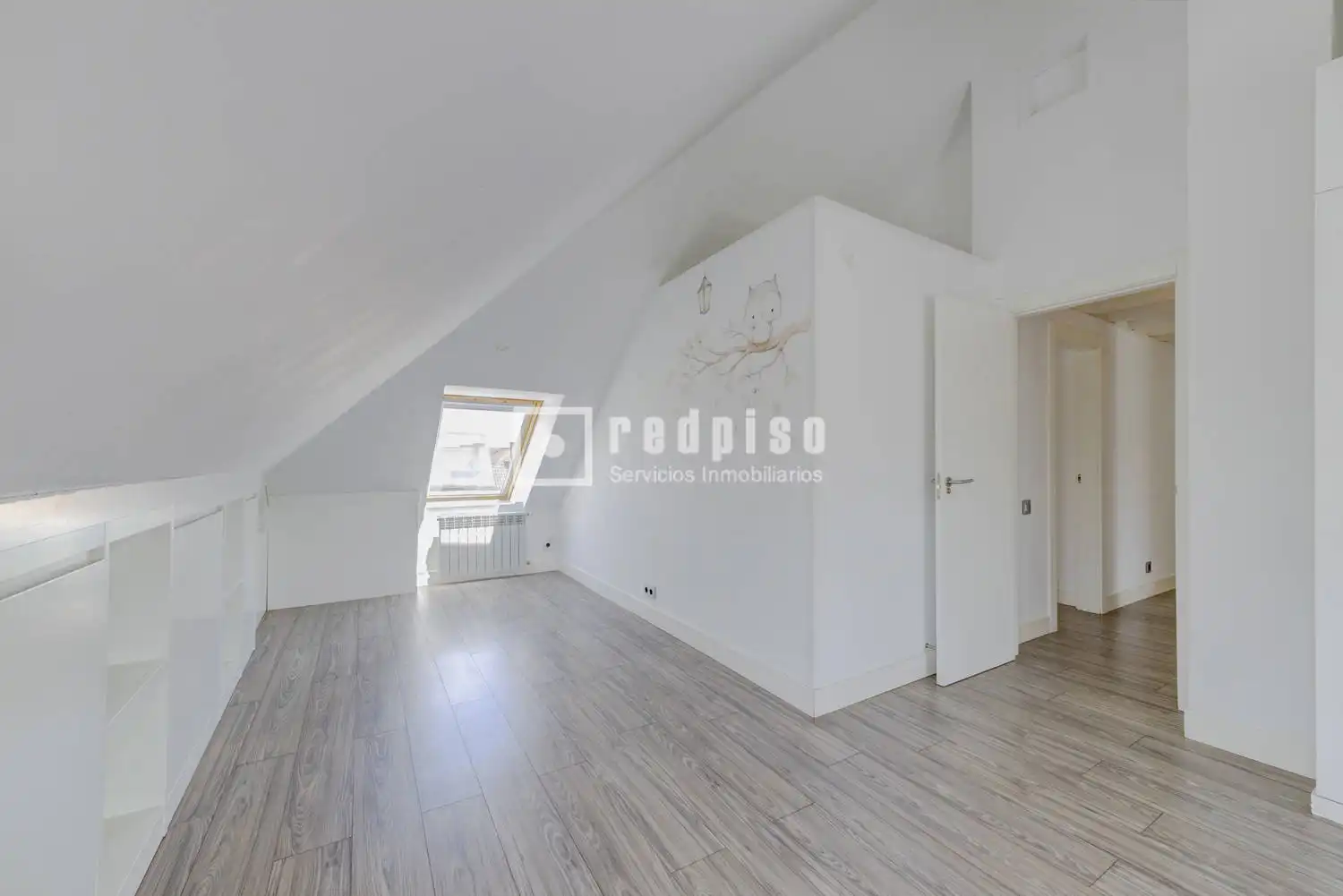Habitación de Ático en venta en Pozuelo de Alarcón con Calefacción, Jardín privado y Terraza