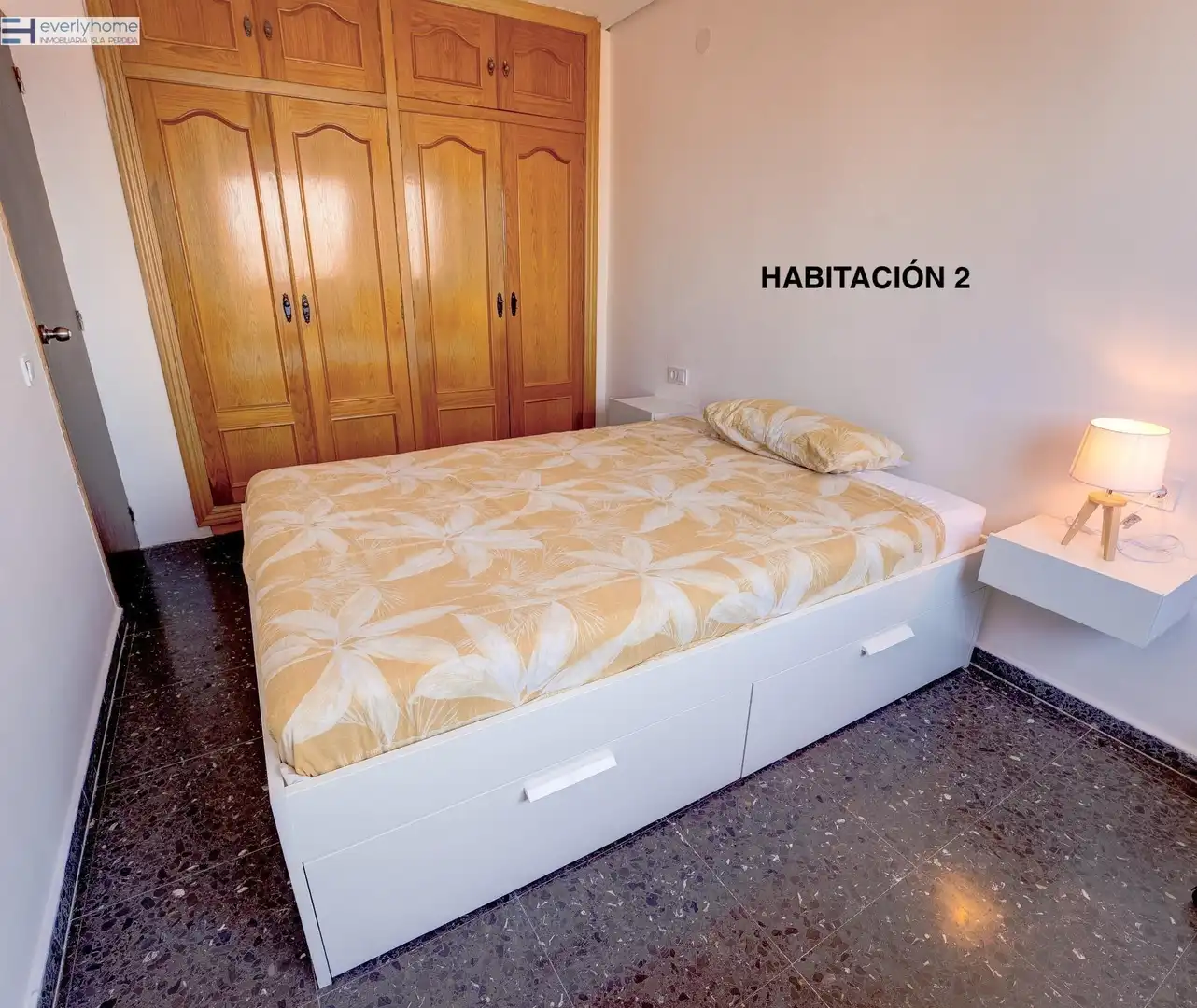 Habitación de Piso para compartir en Valencia con Terraza, Amueblado y Balcón