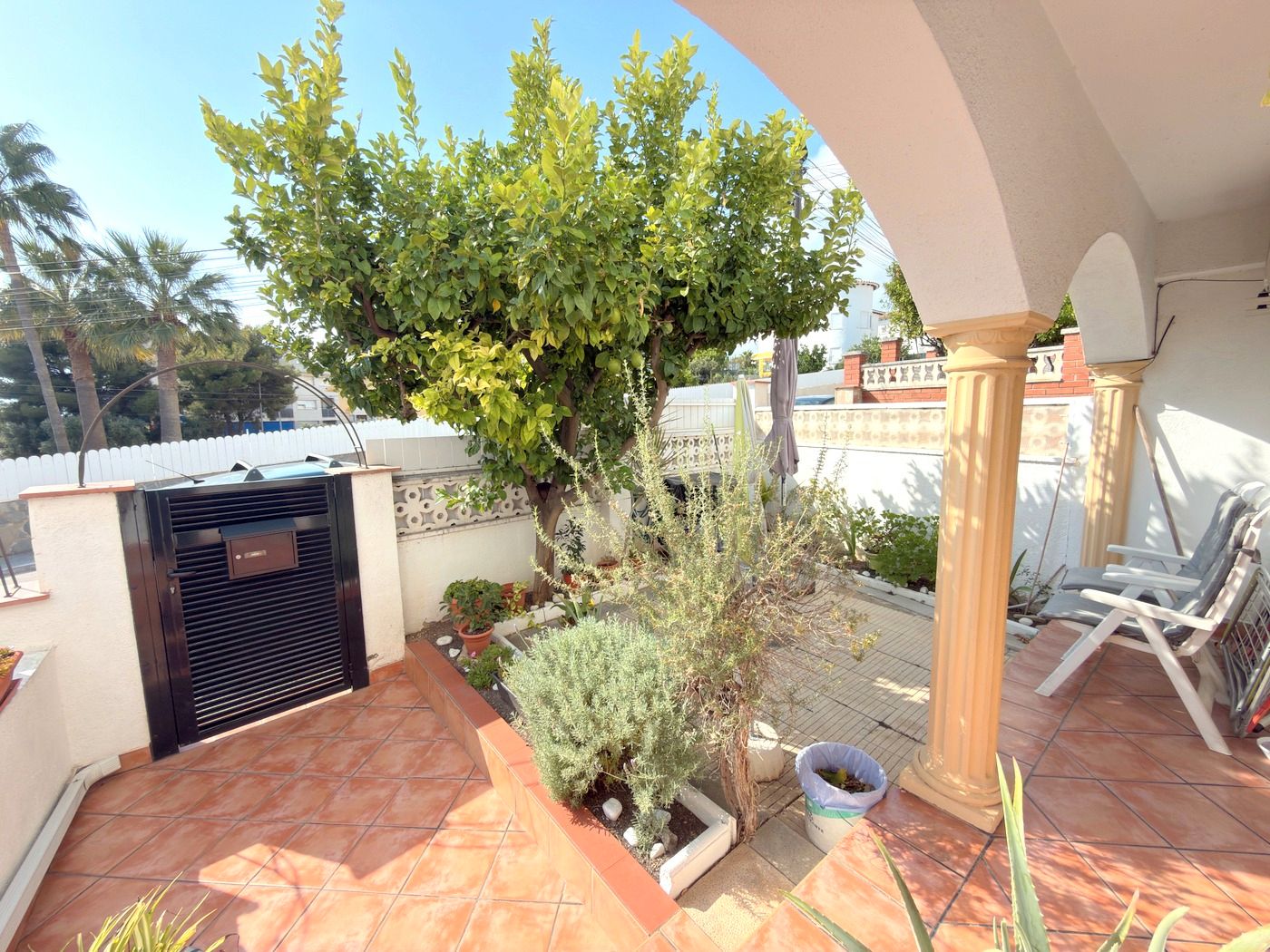 Jardí de Casa adosada en venda en El Vendrell amb Aire condicionat, Calefacció i Jardí privat