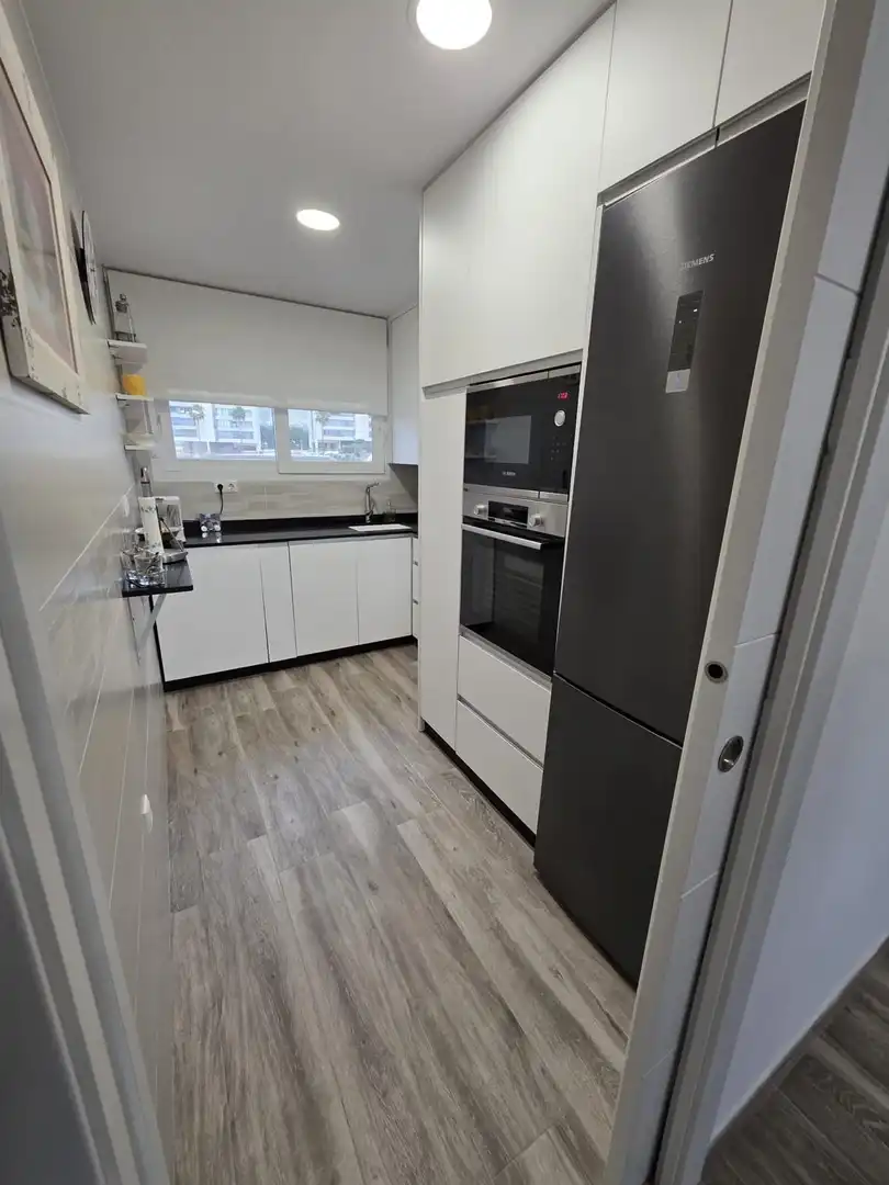 Flat with pool for sale in Playa de Poniente, imagen 6