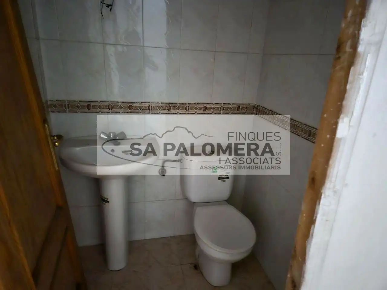 Bathroom of Commercial properties for sale in Blanes