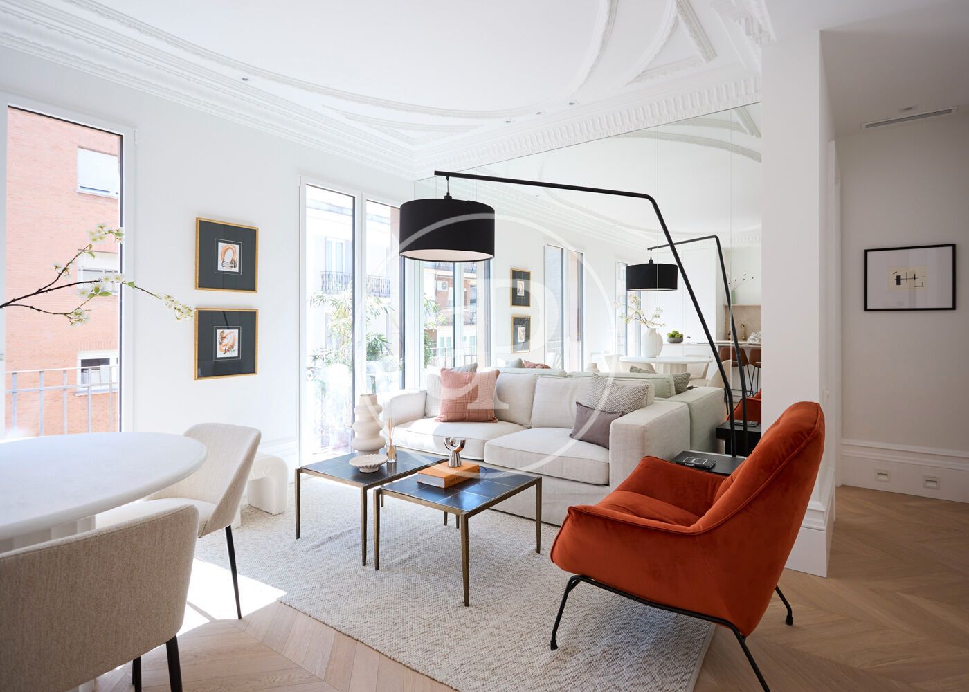 Sala d'estar de Pis en venda en  Madrid Capital amb Aire condicionat, Calefacció i Balcó