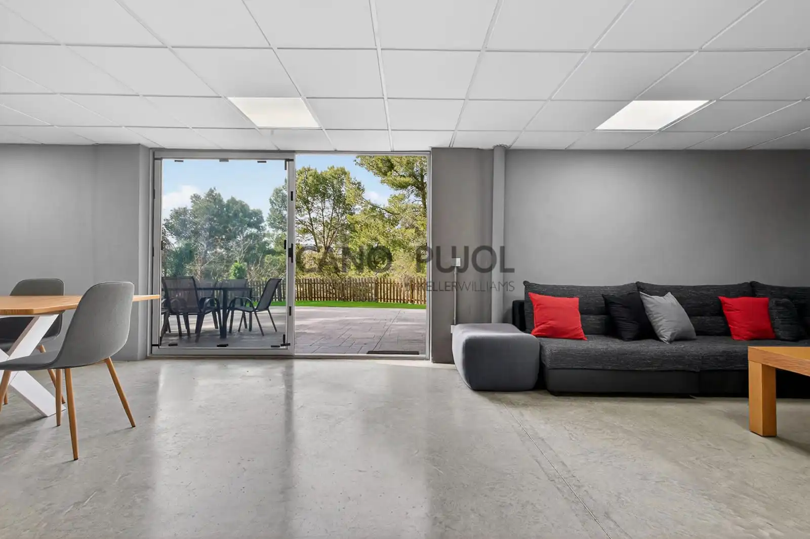 Houses for sale in Terrassa  with Air Conditioner, Heating and Terrace
