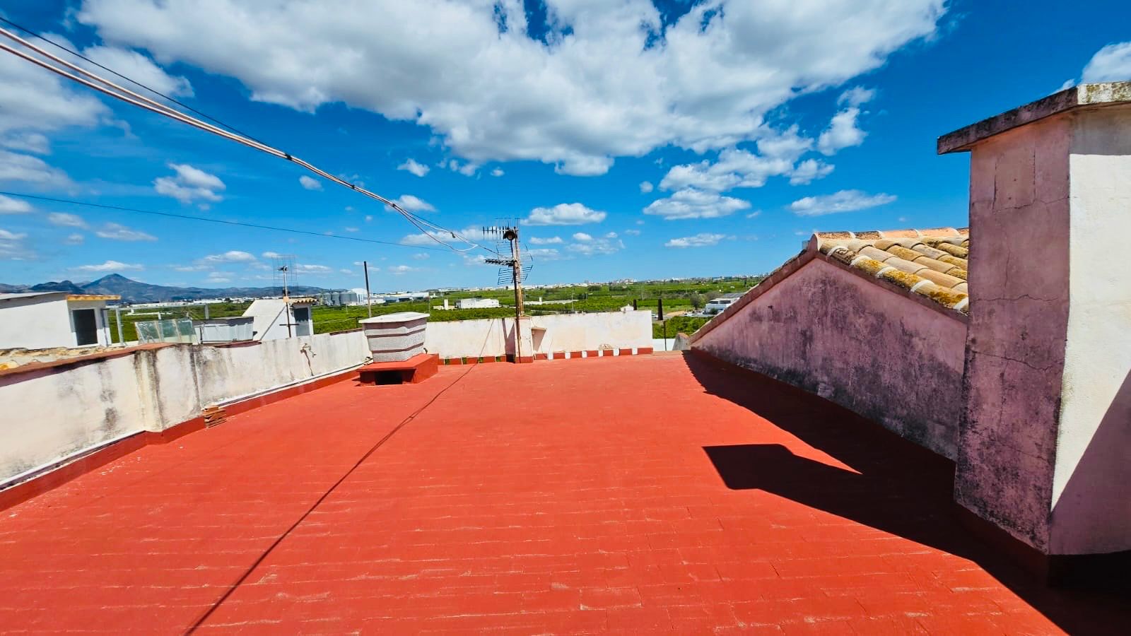 Terrace of Single-family semi-detached for sale in Oliva  with Terrace, Storage room and Furnished