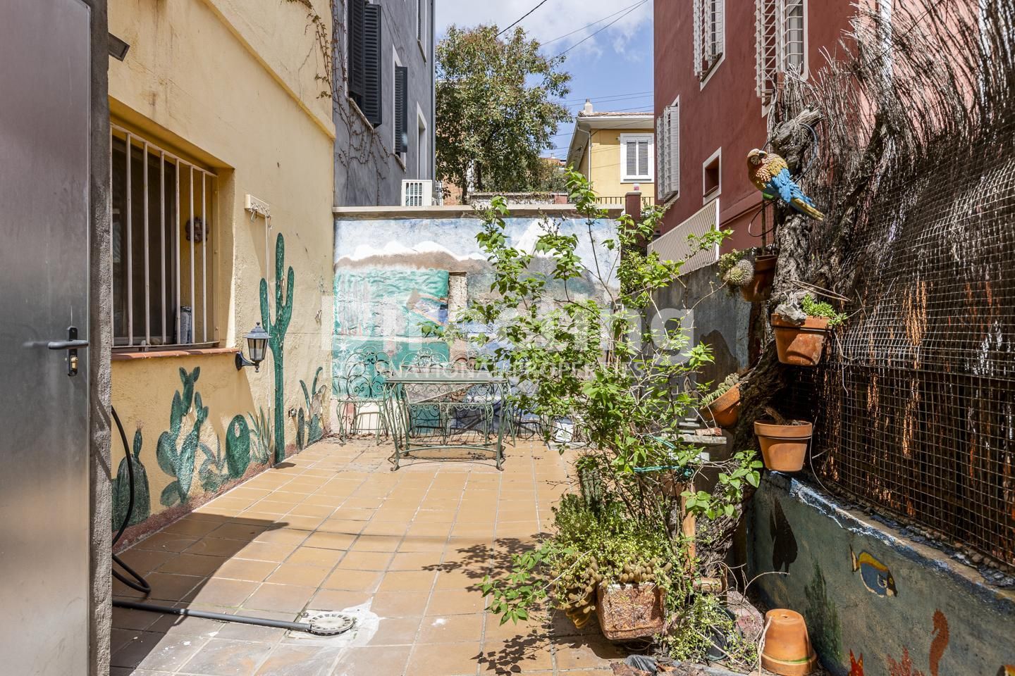 Exterior view of Houses for sale in  Madrid Capital  with Air Conditioner and Terrace