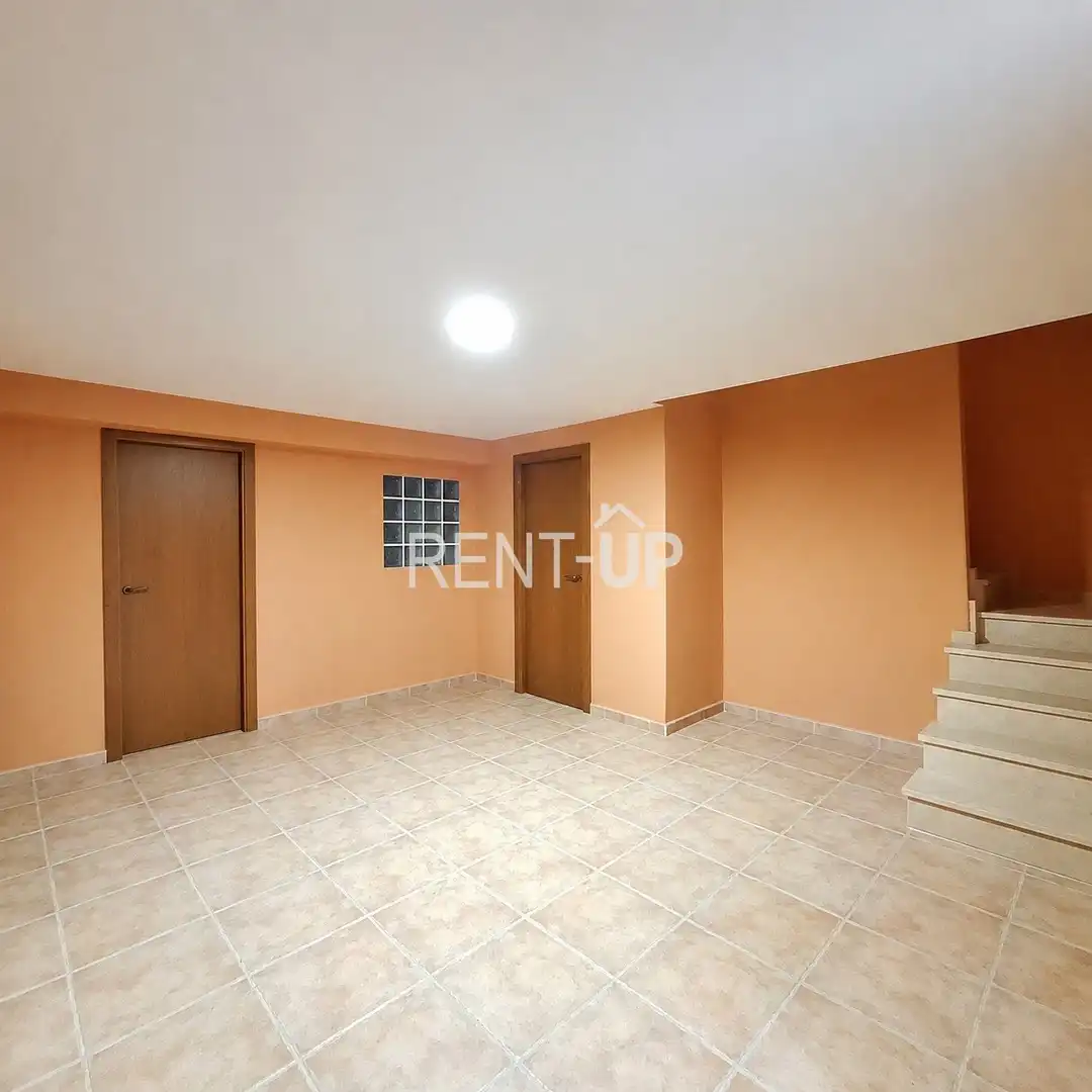 Casa adosada en venta en Novelé  / Novetlè con Aire acondicionado, Terraza y Trastero
