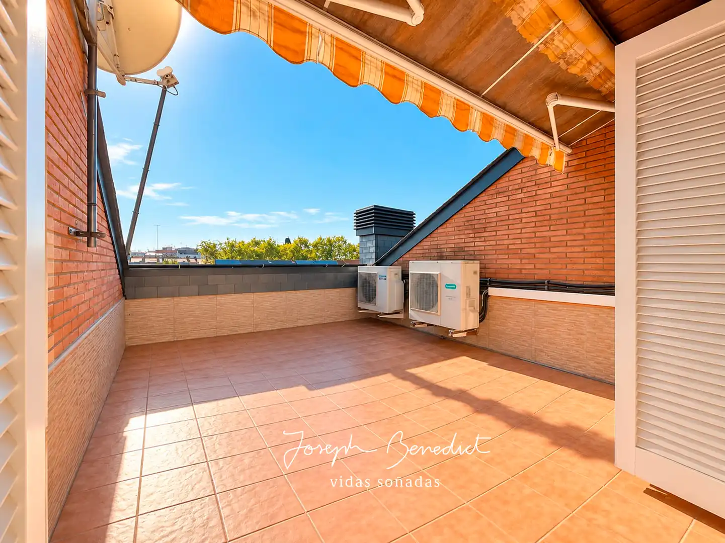 Terraza de Casa o chalet en venta en Castelldefels con Aire acondicionado, Calefacción y Jardín privado