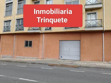 Local comercial en venda a Avenida Constitución 132