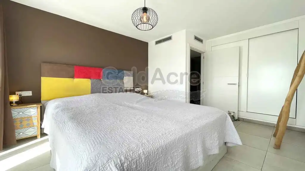 Bedroom of Apartments for sale in La Oliva