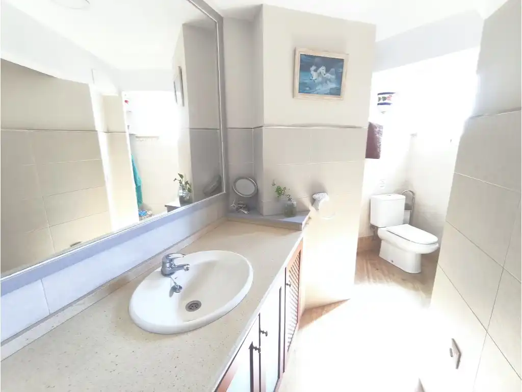 Bathroom of Flat for rent in Córdoba