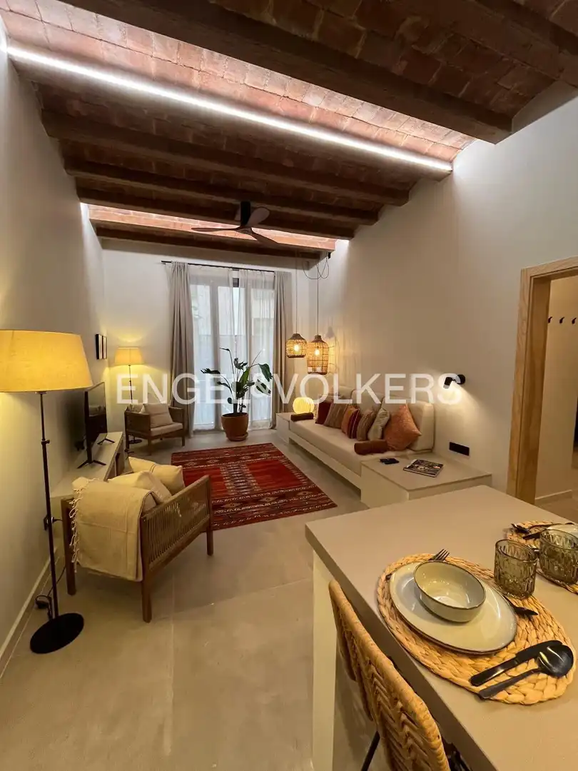 Flat with terrace to rent in Eixample, imagen 2