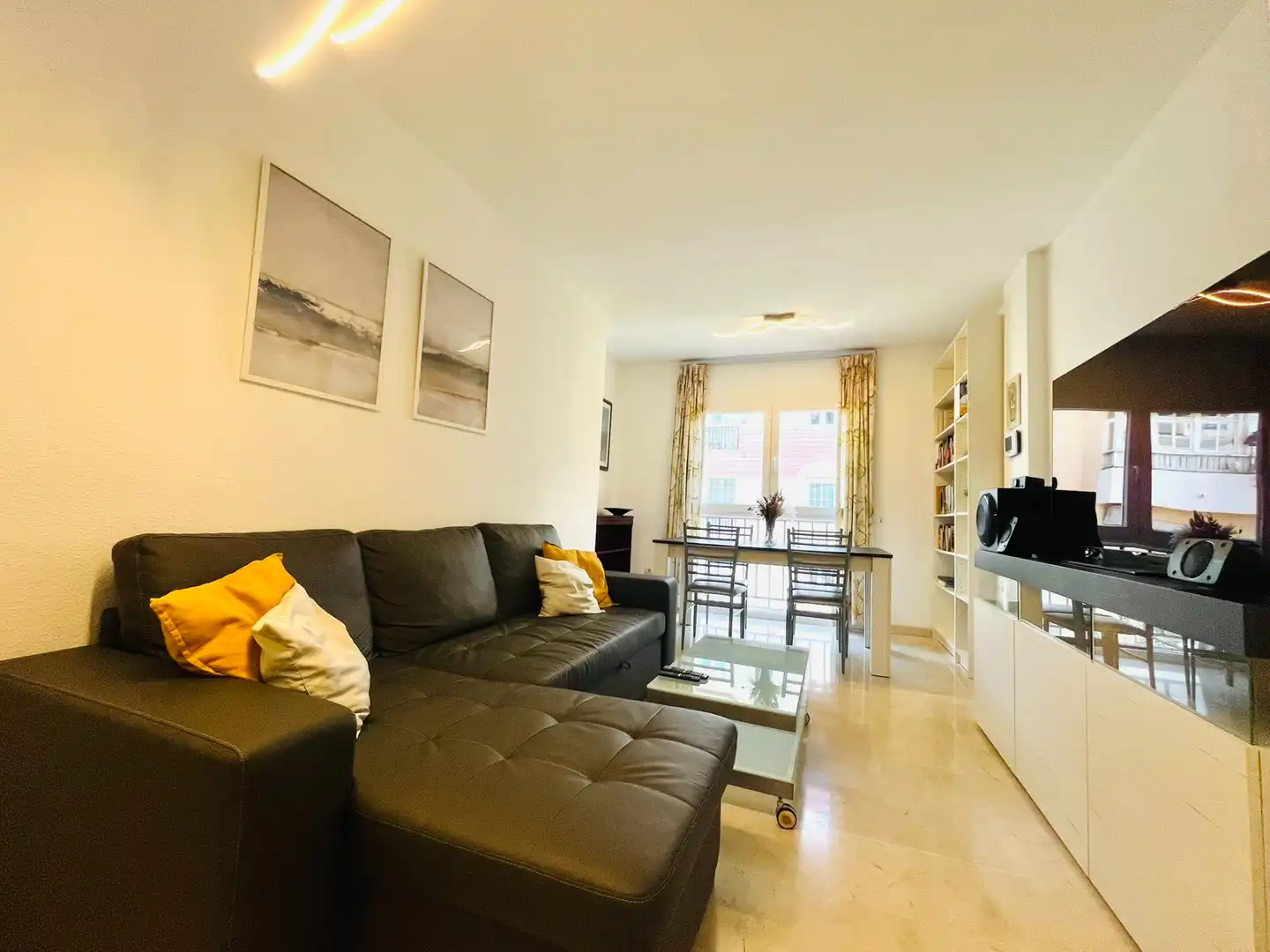 Sala de estar de Piso en venta en Málaga con Aire acondicionado, Calefacción y Amueblado