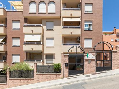 Exterior view of Attic for sale in  Granada Capital  with Heating, Private garden and Terrace