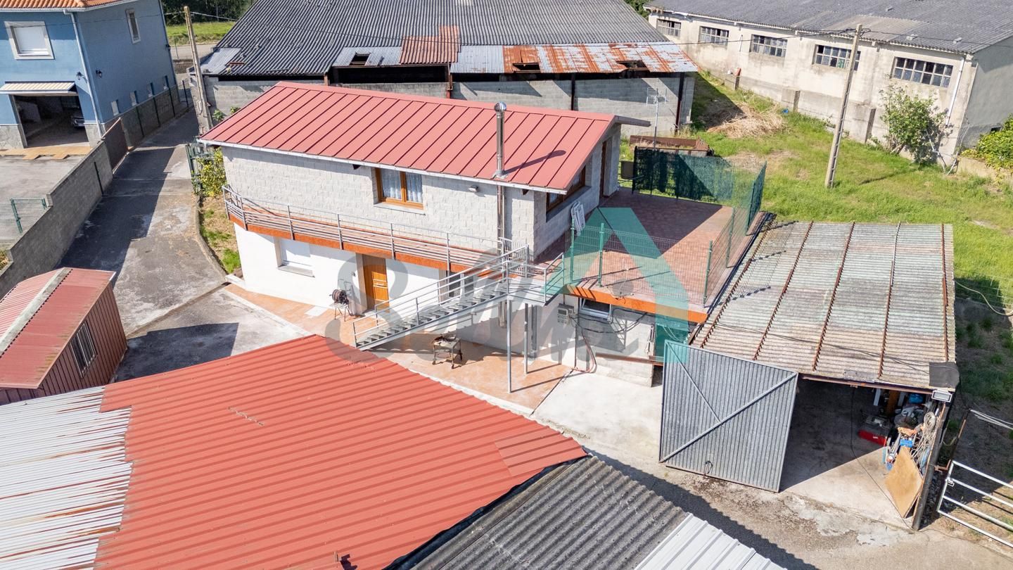 Vista exterior de Casa o xalet en venda en Gozón amb Jardí privat, Terrassa i Traster