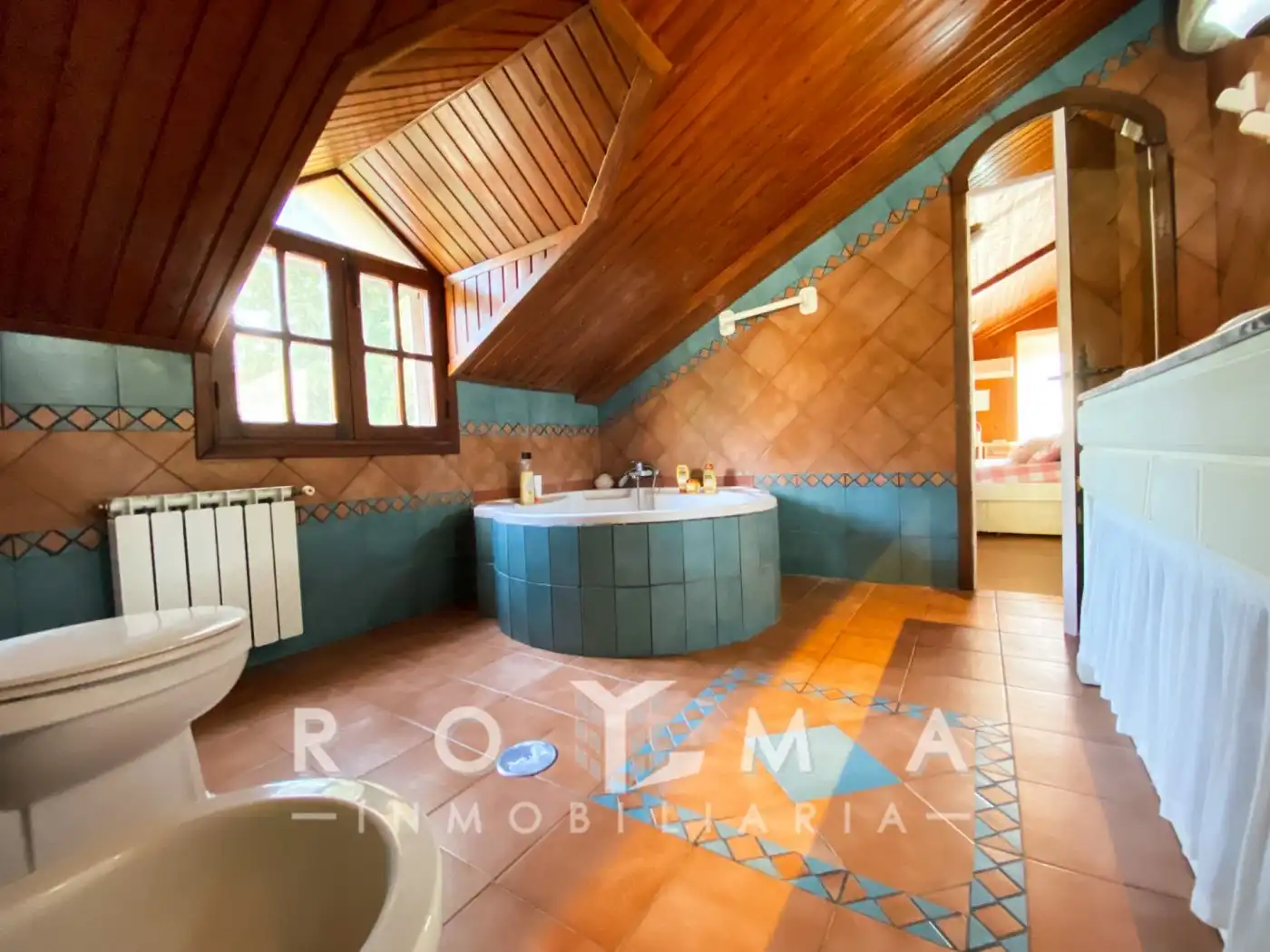 Chalet con piscina en venta en Torrequinto, imagen 15