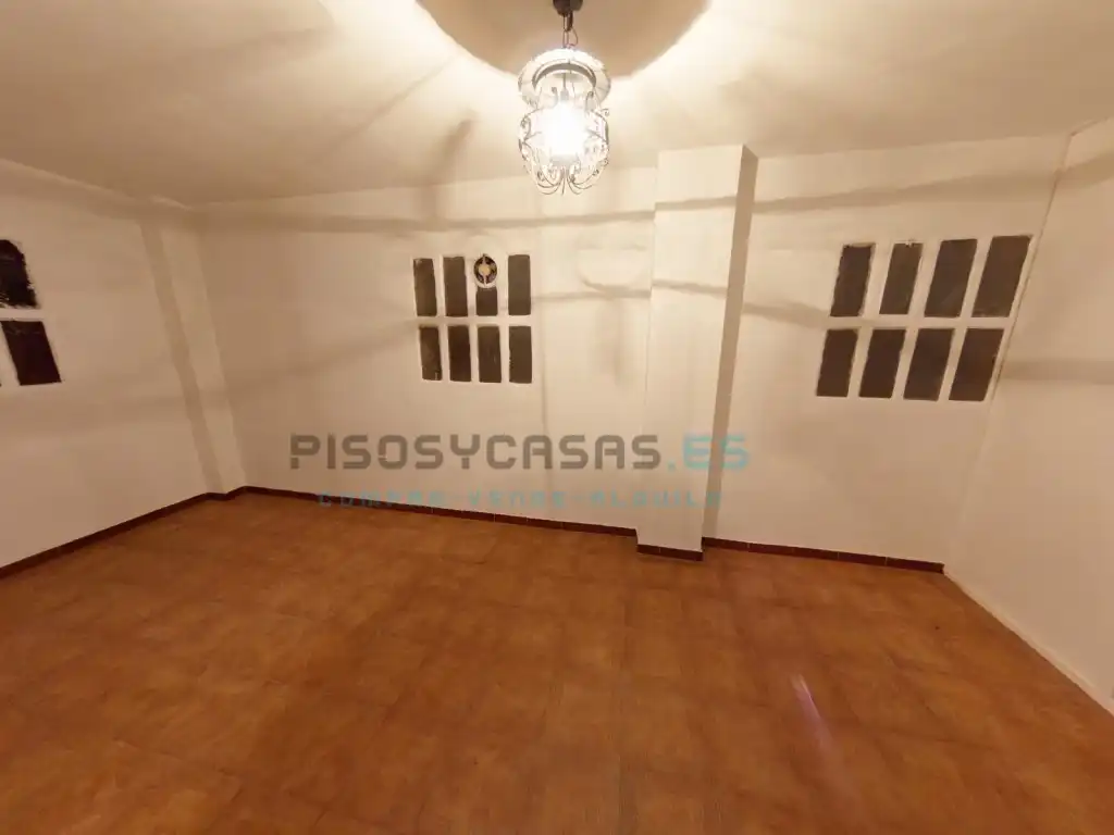 Casa con terraza en venta en Calle Democracia 4, imagen 13