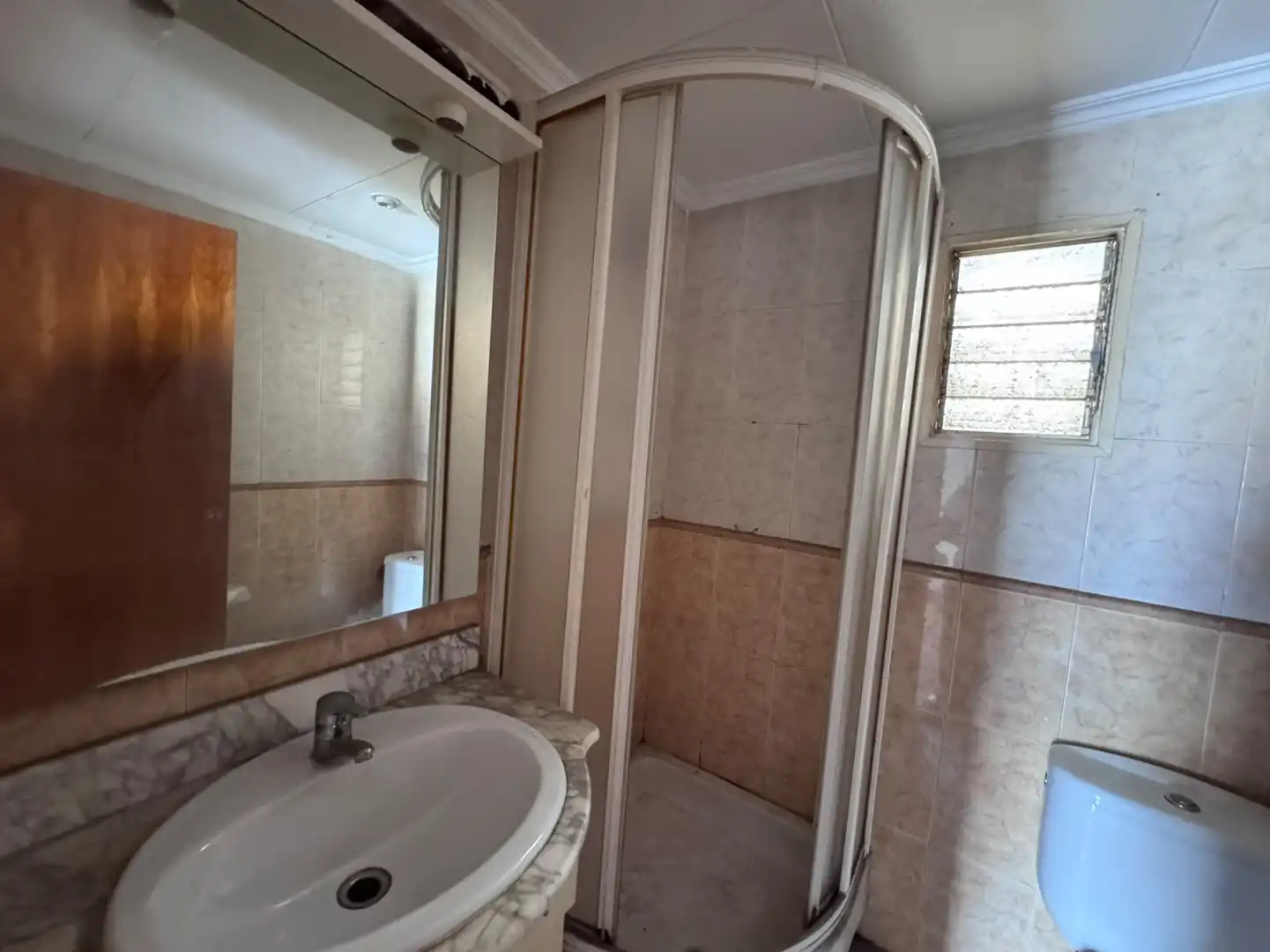 Badezimmer von Dachboden zum Verkauf in Mollet del Vallès mit Terrasse