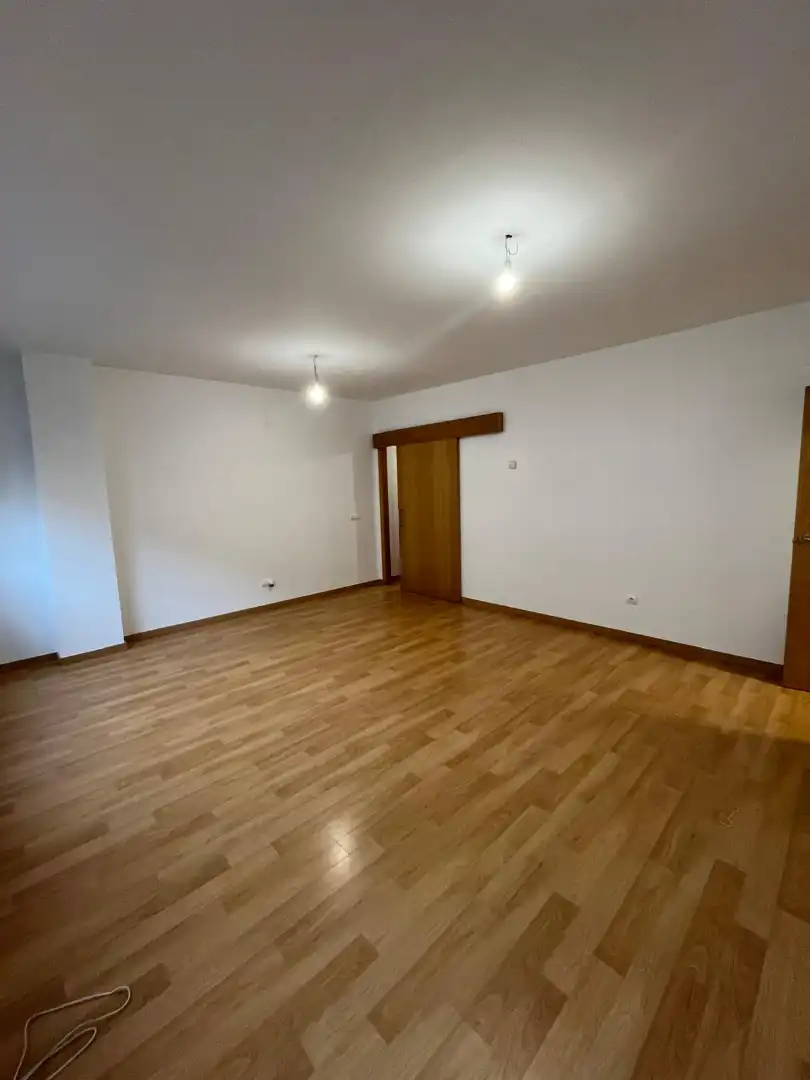 Piso con ascensor en venta en Avenida de Londres, imagen 3