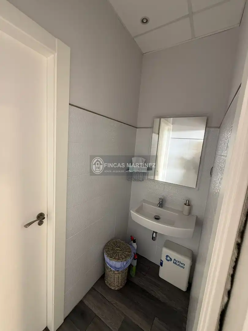 Business premises to rent in carrer extremadura, imagen 3