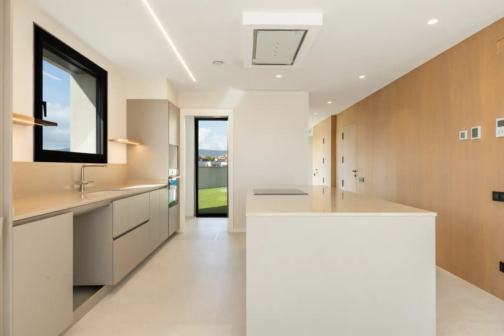 Neubau-Penthouse mit Aufzug zum Verkauf in Carrer Josep Maria Sert 2, imagen 6