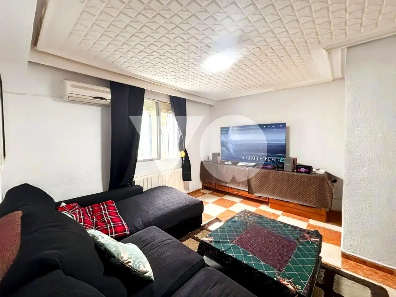 Sala d'estar de Planta baixa en venda en Madrid amb Aire condicionat, Calefacció i Moblat
