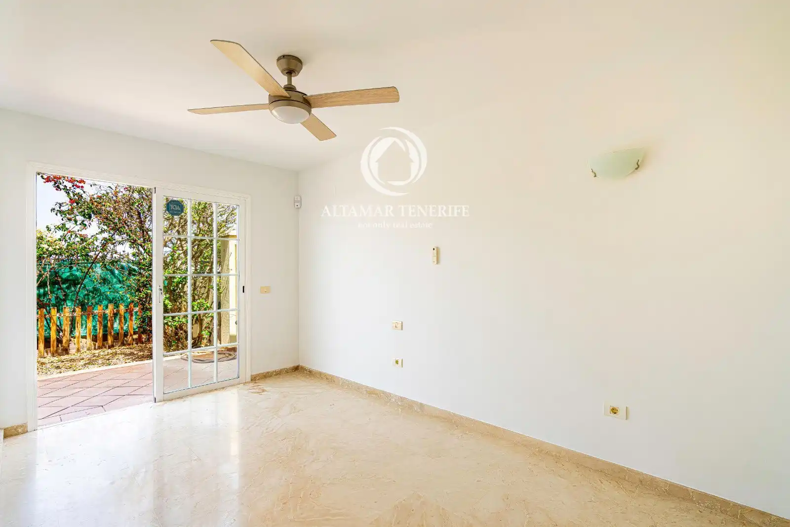 Vista exterior de Apartamento en venta en Arona con Jardín privado, Terraza y Piscina