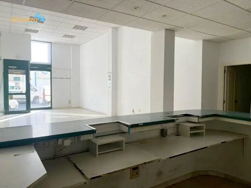 Gewerbefläche zur Miete in Maria Auxiliadora - Barriada de Llera, imagen 3