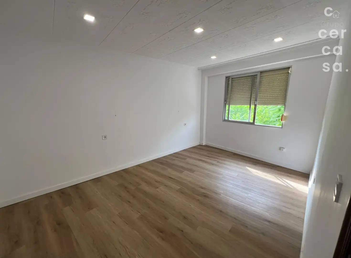 Piso en venta en Torrent con Balcón