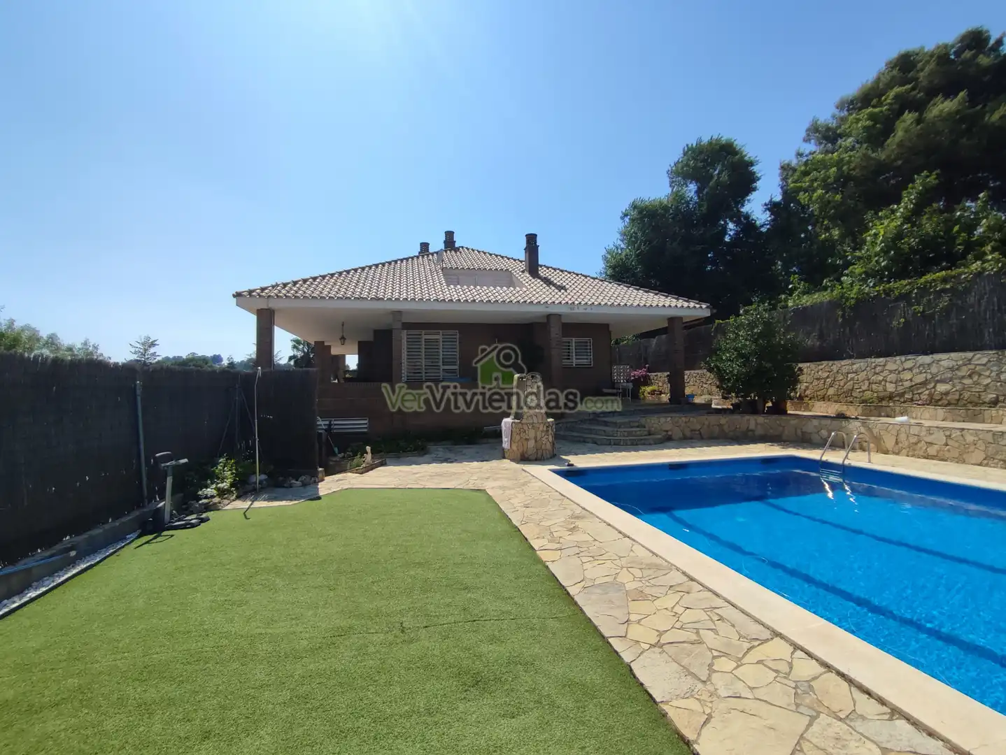 Houses for sale in Ronda Montmany, 36, Pallejà