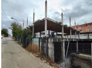 Gemischtgenutztes Gebäude zum Verkauf in Camino Tocenaque