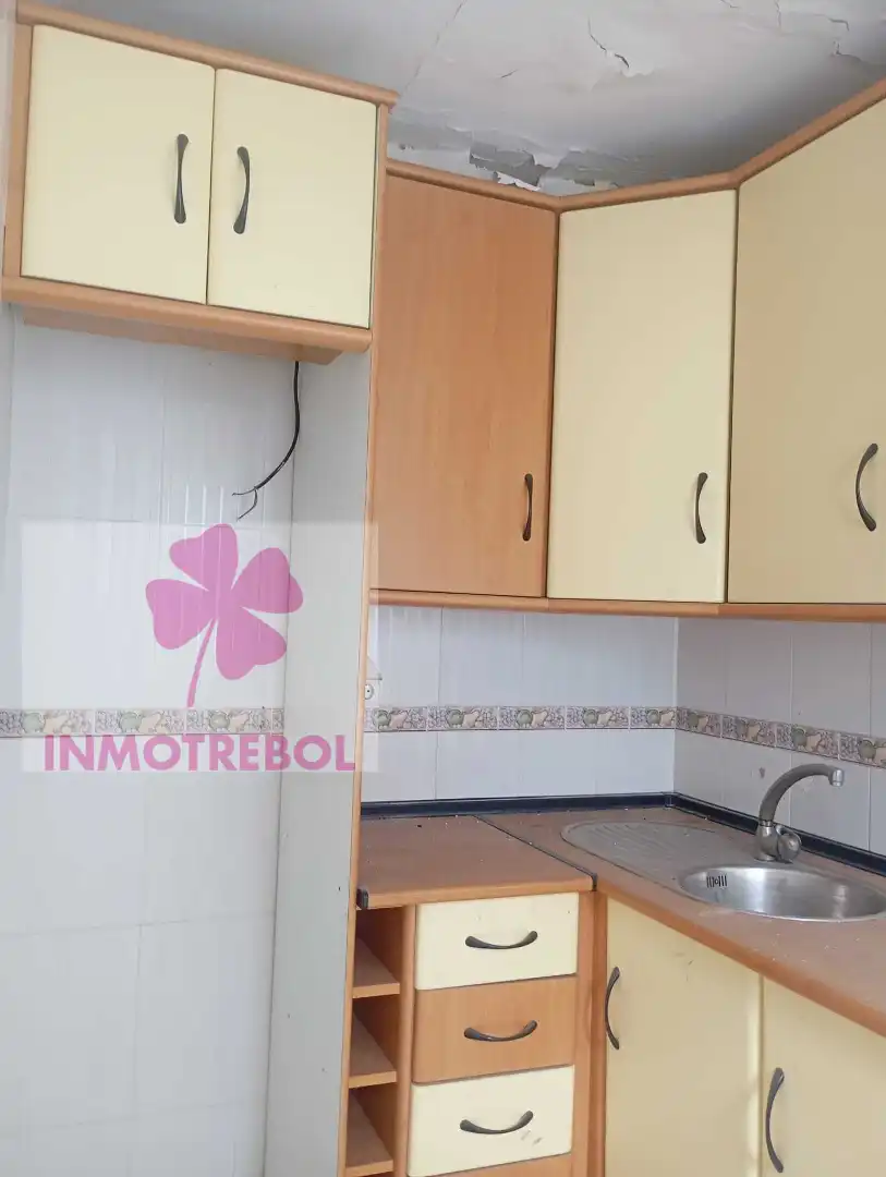 Kitchen of Flat for sale in Dos Hermanas  with Balcony