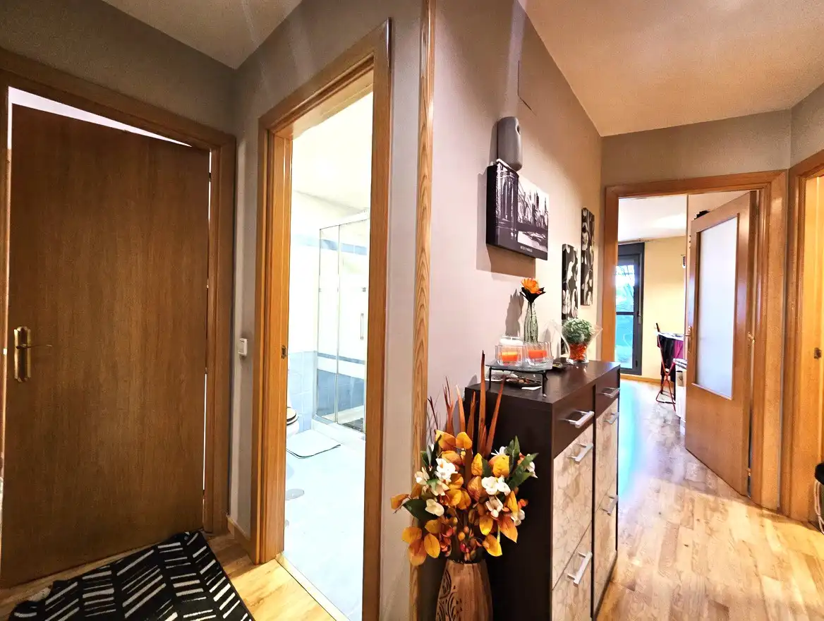 Piso en venta en Parla con Aire acondicionado, Calefacción y Jardín privado