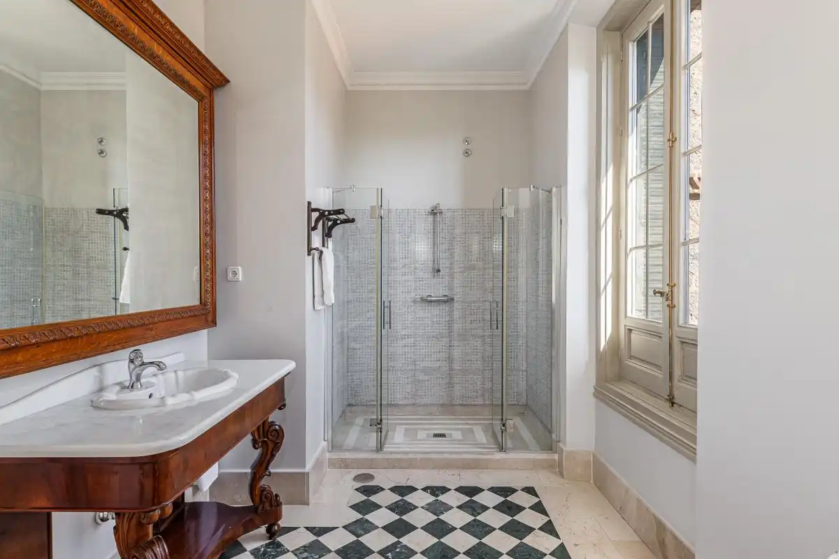 Bathroom of Houses for sale in San Lorenzo de El Escorial  with Air Conditioner, Heating and Private garden