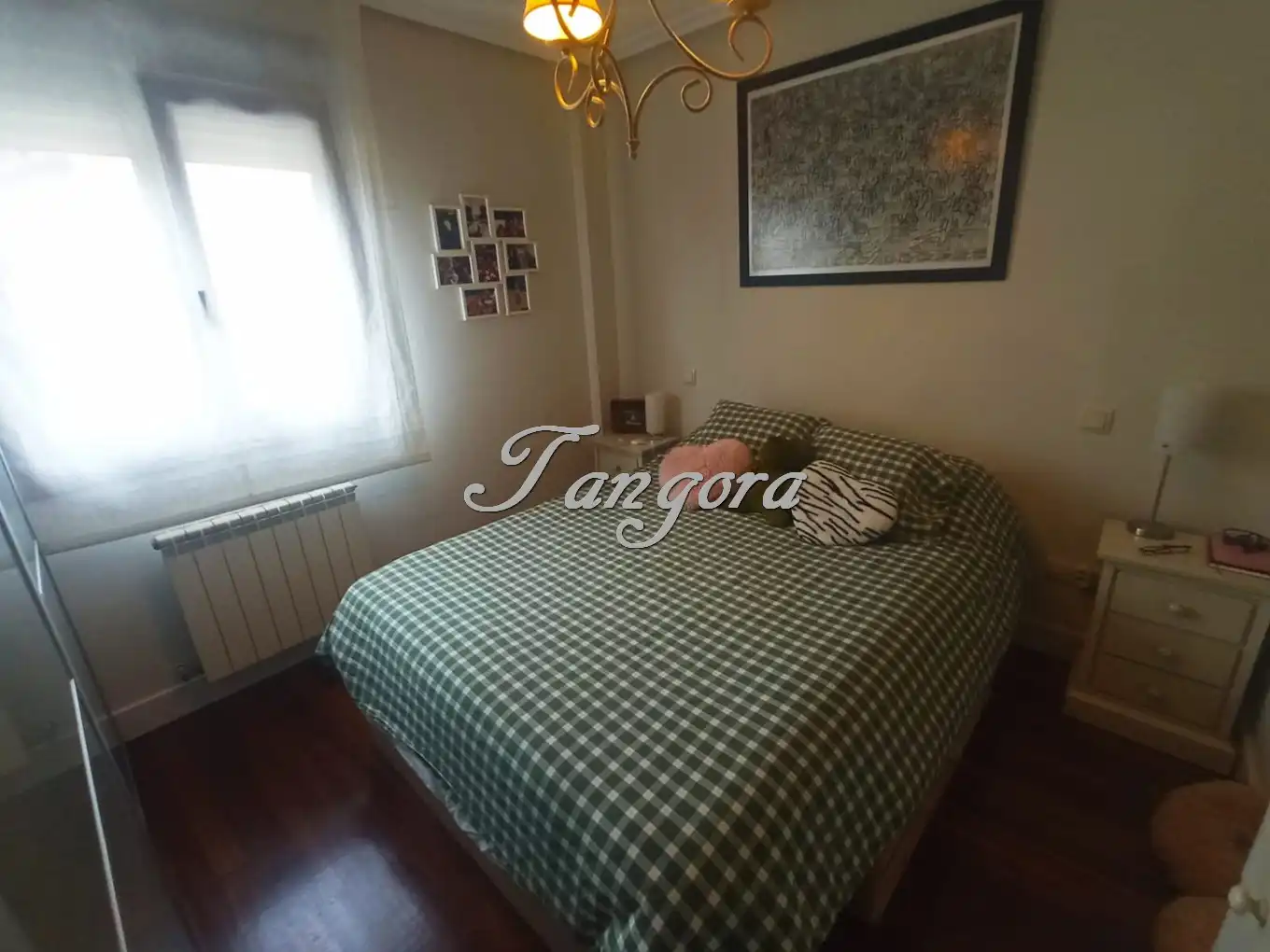 Schlafzimmer von Einfamilien-Reihenhaus zum Verkauf in Abanto y Ciérvana-Abanto Zierbena mit Heizung, Privatgarten und Parkett