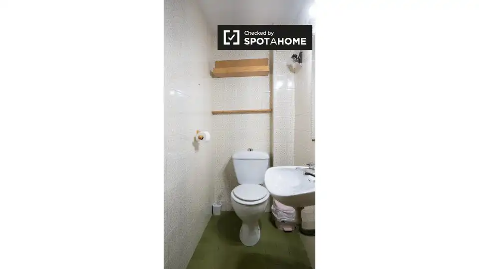 Habitació a Caballería Española