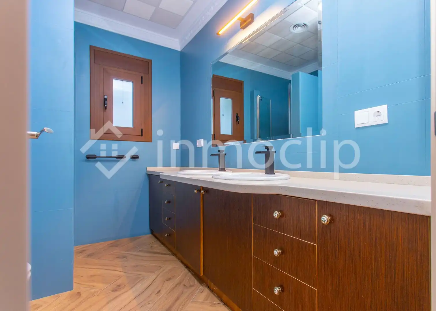 Houses for sale in CALLE GONZÁLEZ GORDON, Parque Avenida