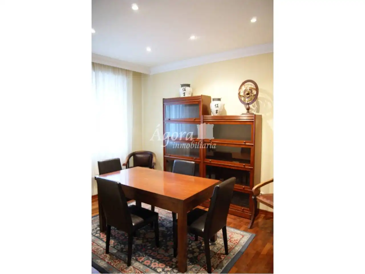 Comedor de Dúplex en venta en Valladolid con Calefacción, Parquet y Terraza