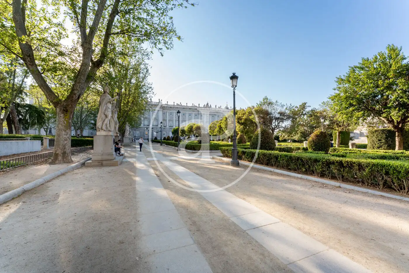 Flat for rent in C. de Moratín, Cortes - Huertas
